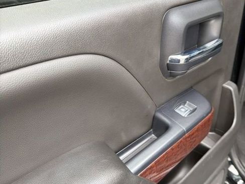 Used 2018 GMC Sierra 1500 SLT image 24