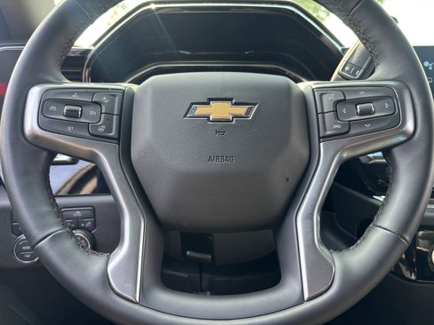 Used 2024 Chevrolet Silverado 1500 LT AWD/4WD image 14