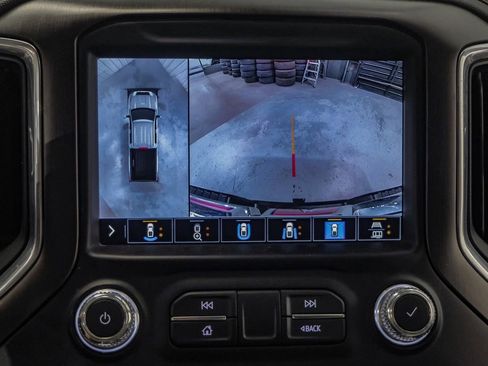 Used 2020 GMC Sierra 2500 AT4 w/ AT4 Premium Package image 22