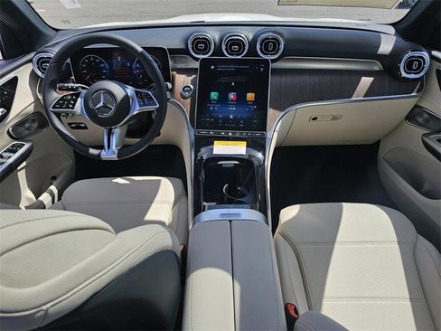 New 2025 Mercedes-Benz GLC 300 image 25