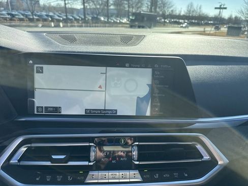 Used 2019 BMW X5 xDrive40i w/ M Sport Package image 15