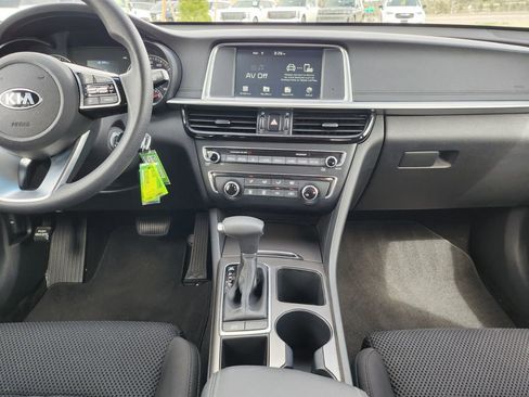 Used 2019 Kia Optima LX image 18