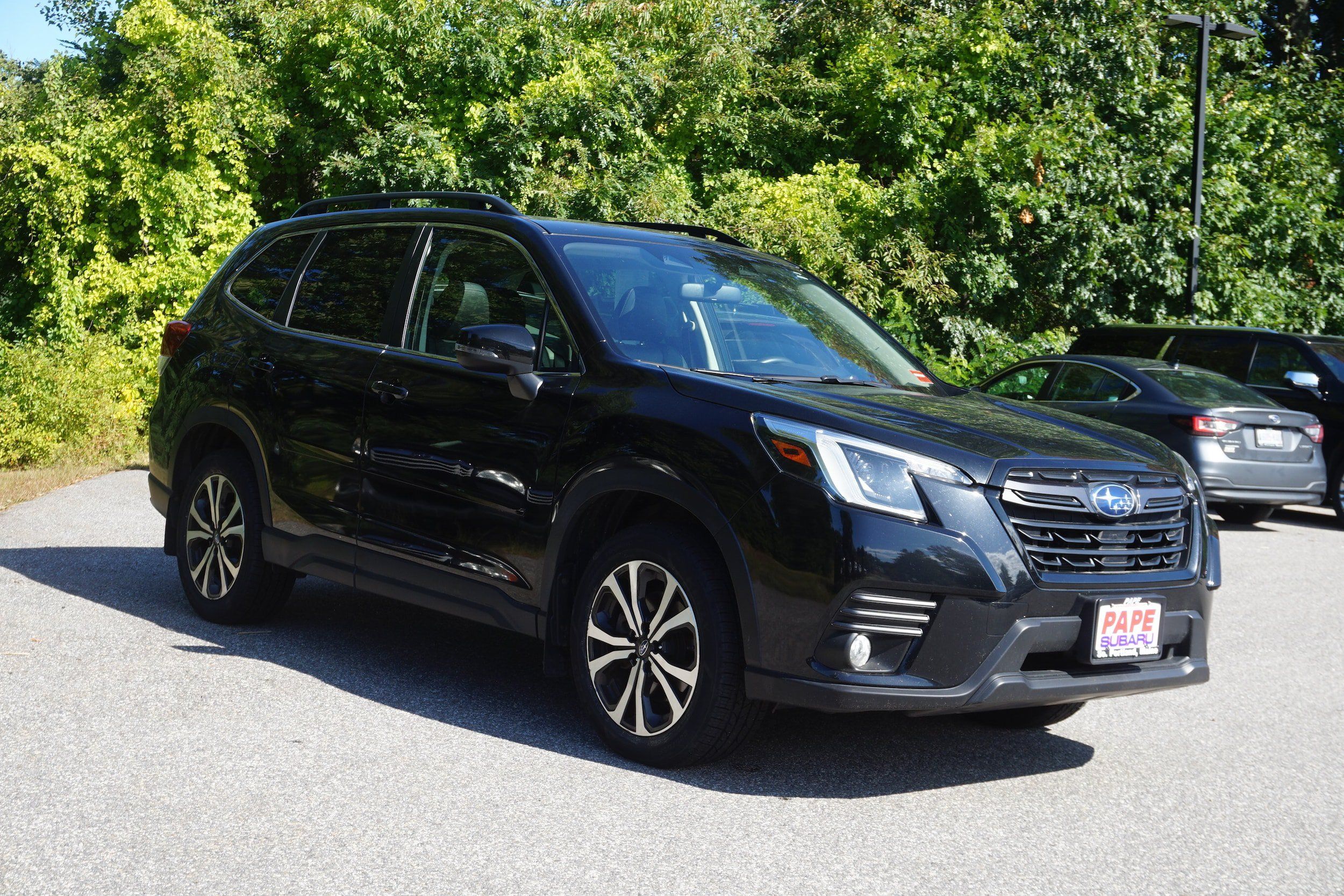 Used 2023 Subaru Forester Limited AWD/4WD image 3
