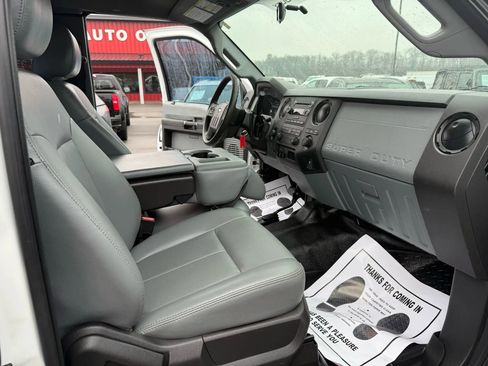 Used 2012 Ford F250 XL w/ PWR Equipment Group image 15