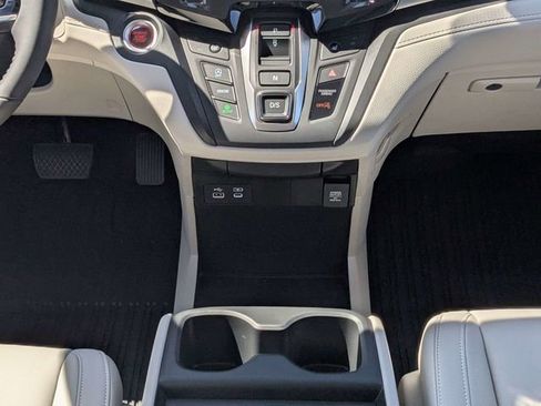 New 2026 Honda Odyssey EX-L image 18