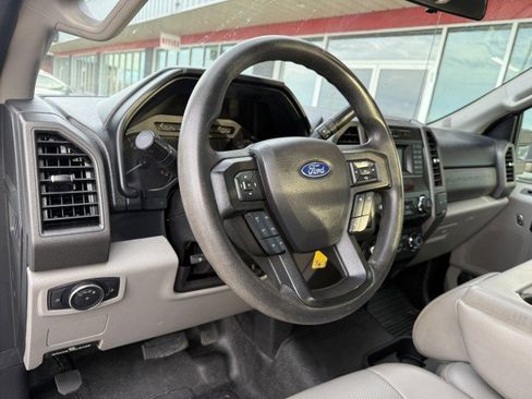 Used 2019 Ford F550 4x4 Regular Cab Super Duty w/ XL Value Package image 22