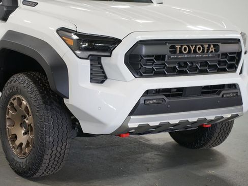 New 2026 Toyota Tacoma 4x4 Double Cab Hybrid image 5
