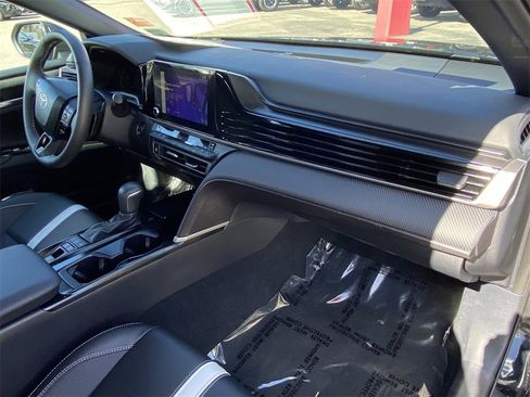 Certified 2025 Toyota Camry SE image 15