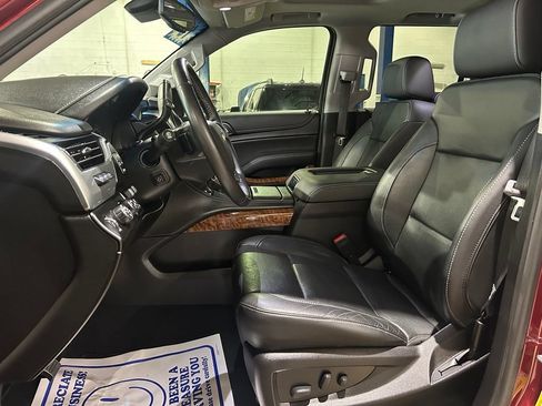 Used 2019 Chevrolet Tahoe Premier AWD/4WD image 24