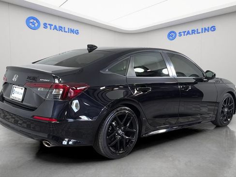 Used 2025 Honda Civic Sport image 9