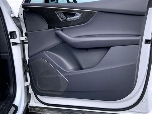 Used 2021 Audi Q7 3.0T Premium w/ Convenience Package image 23