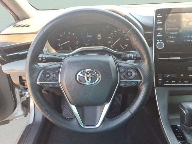Used 2021 Toyota Avalon XLE AWD/4WD image 15