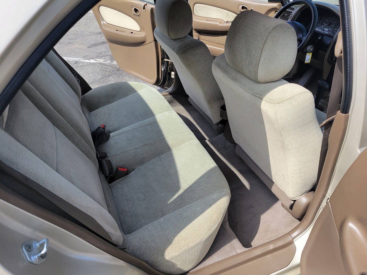 Used 1998 MAZDA Protege ES FWD image 16