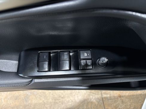 Used 2025 Toyota Camry XSE image 13