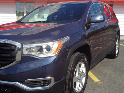Used 2018 GMC Acadia SLE FWD image 18