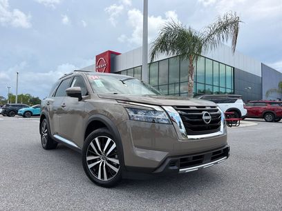 Certified 2024 Nissan Pathfinder Platinum