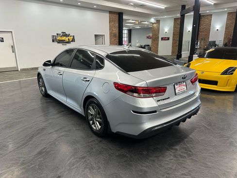 Used 2019 Kia Optima LX image 7