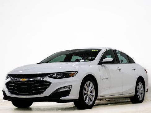 Used 2024 Chevrolet Malibu LT image 3