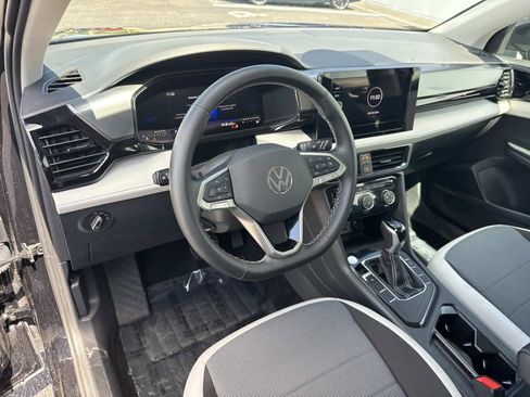 Used 2025 Volkswagen Taos S FWD image 22