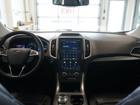 Certified 2022 Ford Edge SEL w/ Convenience Package AWD/4WD image 30