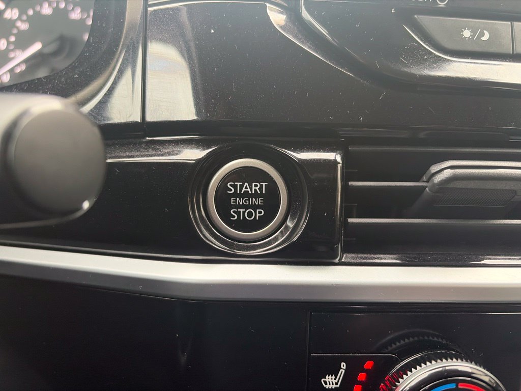 Used 2022 Nissan Pathfinder SV FWD image 28