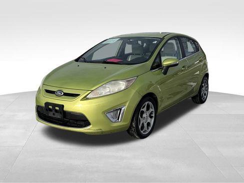 Used 2011 Ford Fiesta SES w/ 301A Rapid Spec Order Code image 2