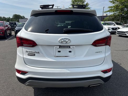Used 2018 Hyundai Santa Fe Sport FWD image 6