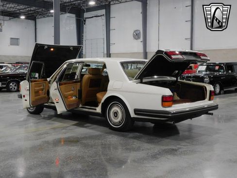 Used 1986 Rolls-Royce Silver Spur image 17