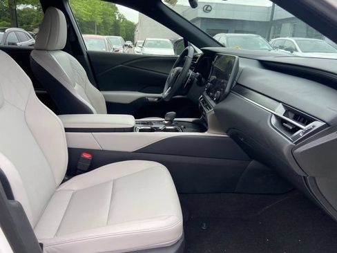 Used 2023 Lexus RX 350 Premium w/ Accessory Package AWD/4WD image 25