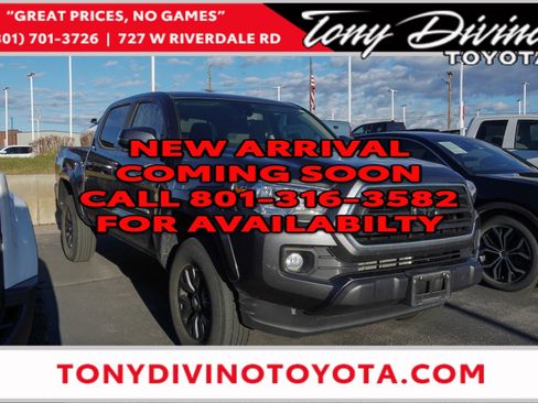 Used 2023 Toyota Tacoma SR5 w/ Technology Package image 1
