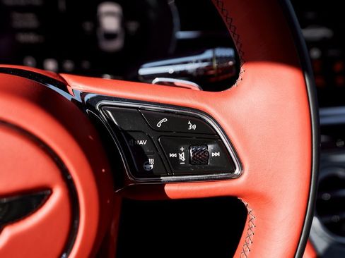 Used 2023 Bentley Continental GT Azure image 50