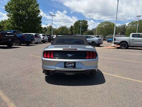 Used 2022 Ford Mustang Premium RWD image 4