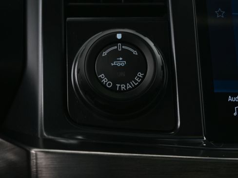 Used 2024 Ford F250 Lariat w/ Lariat Ultimate Package image 22