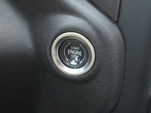 Used 2021 GMC Sierra 2500 AT4 w/ AT4 Preferred Package image 21