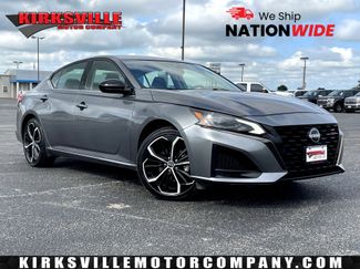 Used 2023 Nissan Altima 2.5 SR image 1