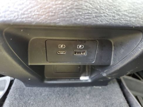 Used 2024 Mitsubishi Outlander SE Black Edition FWD image 14