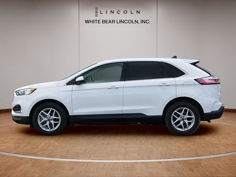 Used 2024 Ford Edge SEL w/ Convenience Package AWD/4WD image 8
