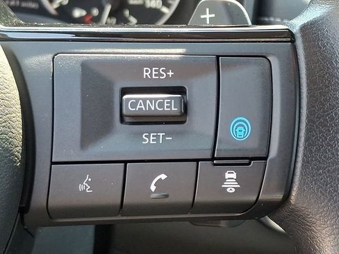 Used 2023 Nissan Rogue SV FWD image 22