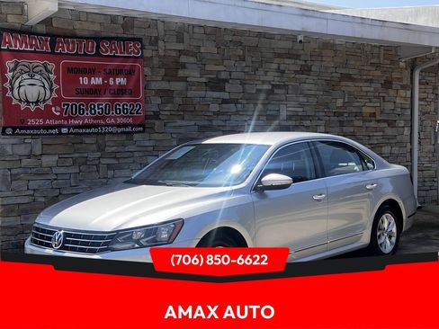 Used 2016 Volkswagen Passat 1.8T S FWD image 1
