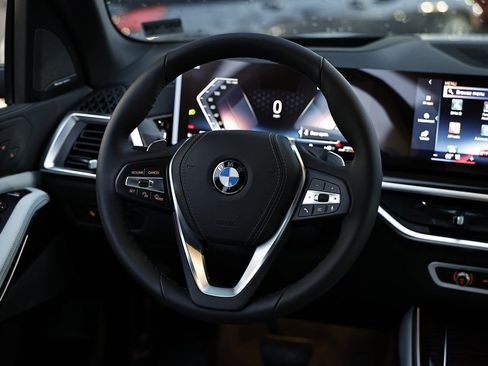 New 2026 BMW X5 xDrive40i w/ Climate Comfort Package image 28