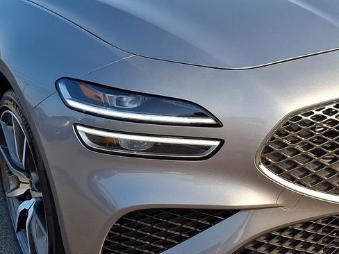 Certified 2026 Genesis G70 2.5T AWD/4WD image 9