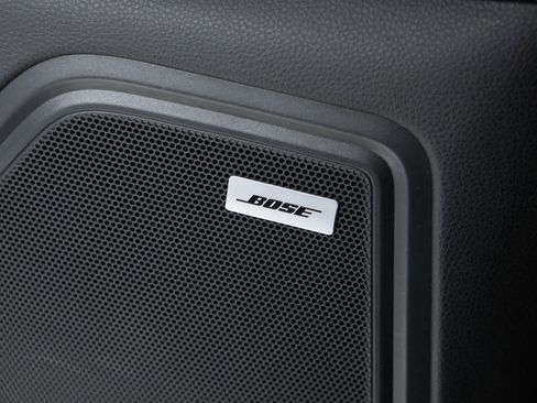 Certified 2021 Porsche Macan image 27