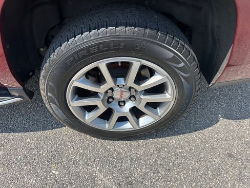 Used 2019 GMC Yukon XL Denali RWD image 9