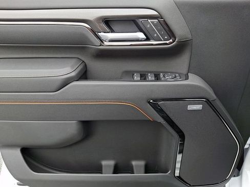 New 2026 GMC Sierra 2500 AT4 AWD/4WD image 9
