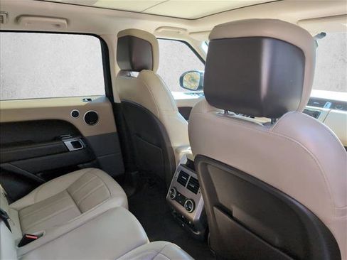 Used 2018 Land Rover Range Rover Sport HSE image 22