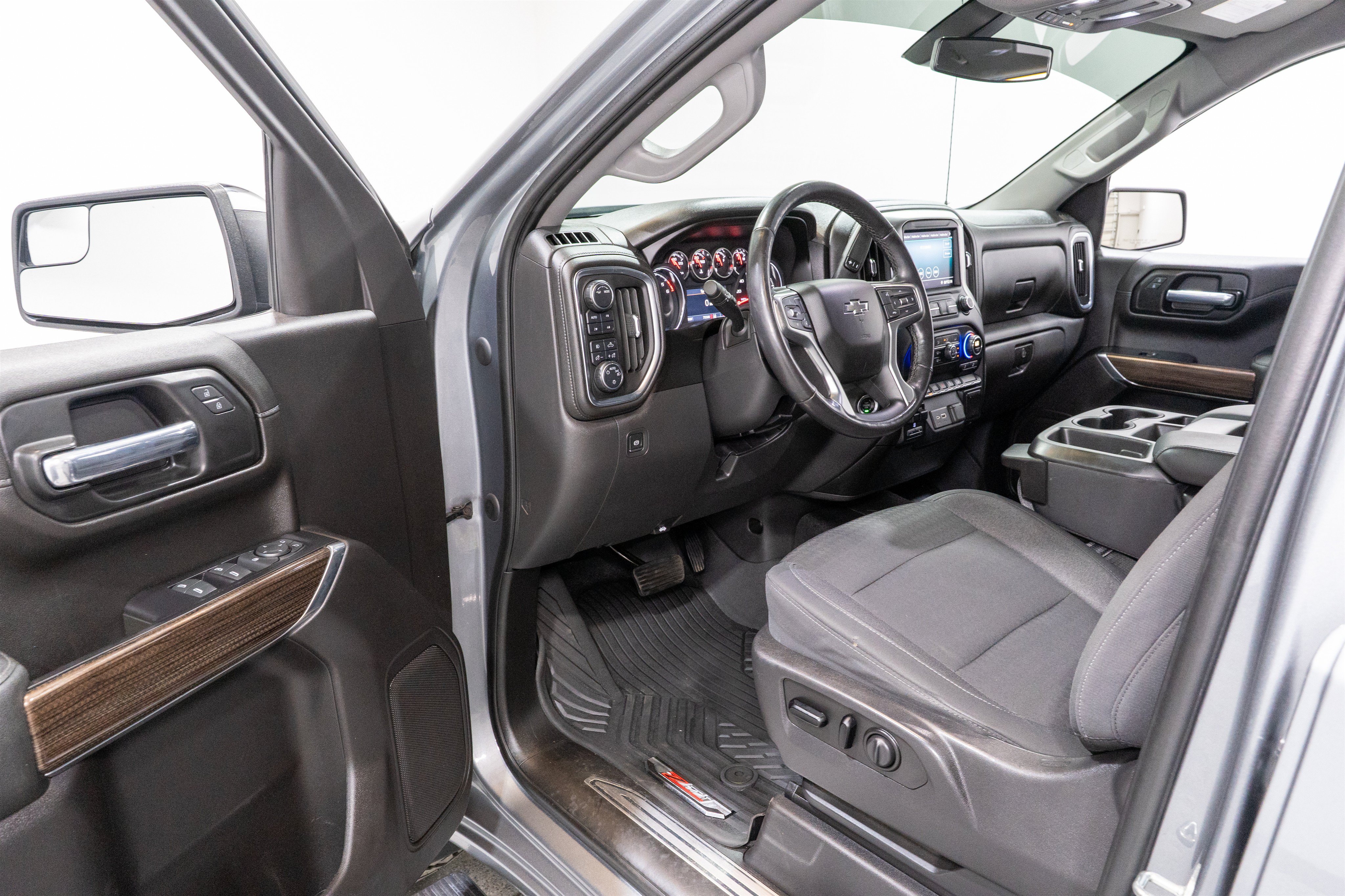 Used 2020 Chevrolet Silverado 1500 RST w/ All-Star Edition AWD/4WD image 13