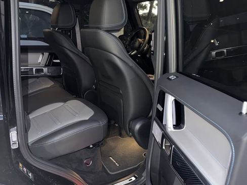 Used 2025 Mercedes-Benz G 580 w/ EQ Technology image 27