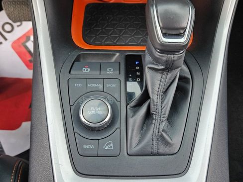 Used 2024 Toyota RAV4 Adventure image 19