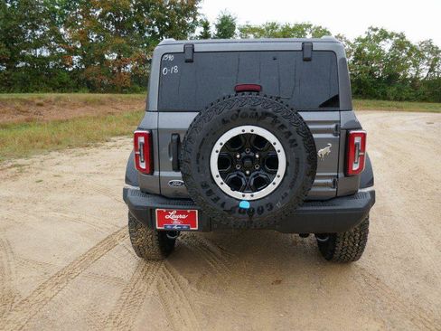 New 2025 Ford Bronco Badlands image 5