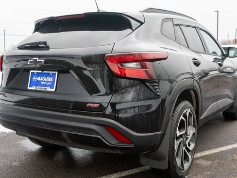 Used 2024 Chevrolet Trax RS w/ Driver Confidence Package image 6